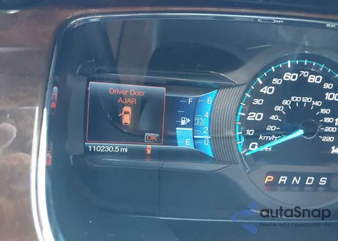 2013 Ford Taurus Limited z USA, uszkodzony, nr VIN 1FAHP2F88DG105542